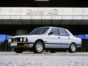 BMW 520i 1981 года
